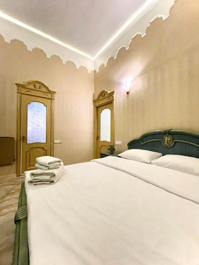 キエフGreat One Bed Right Near Opera Houseアパートメント エクステリア 写真
