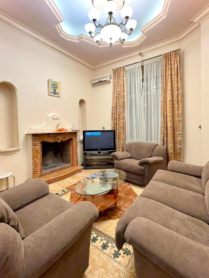 キエフGreat One Bed Right Near Opera Houseアパートメント エクステリア 写真
